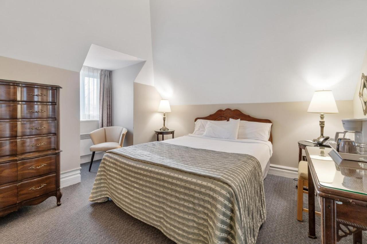 Manoir De La Tour Hotel 3*